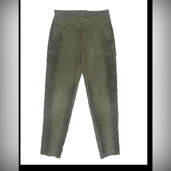 Free People FP Movement Jogger French Terry Crop Pants 2 Tones Olive Women Sz M - Picture 1 of 9